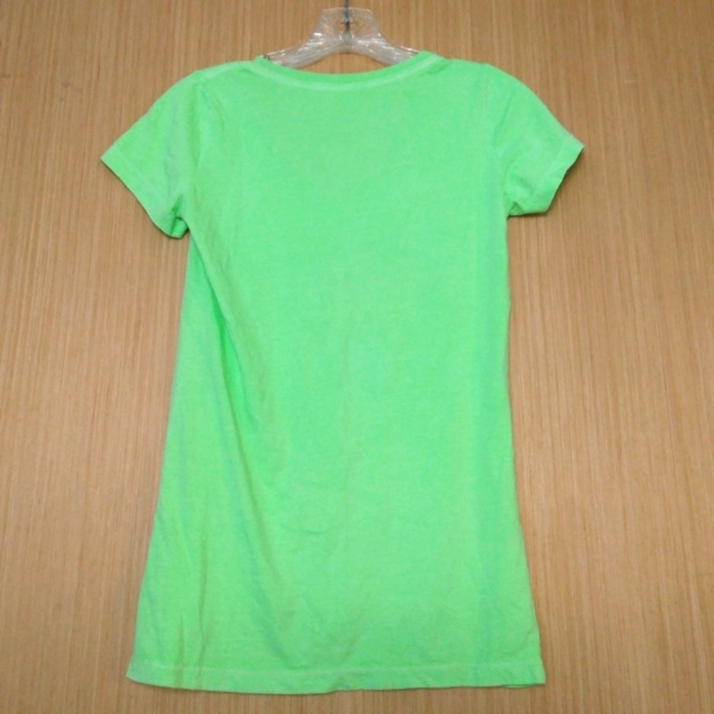 Planet Hollywood Orlando Women's Size Small Low V Neck Green Short Sleeve - Picture 3 of 4